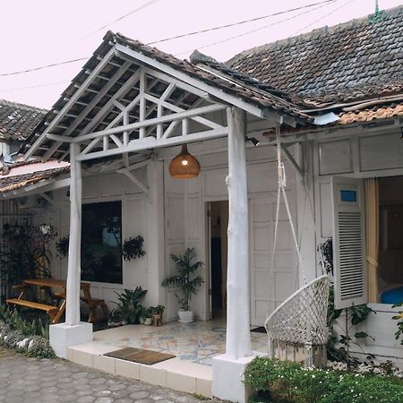 Roemah Renjana Yogyakarta Hotel Eksteriør billede